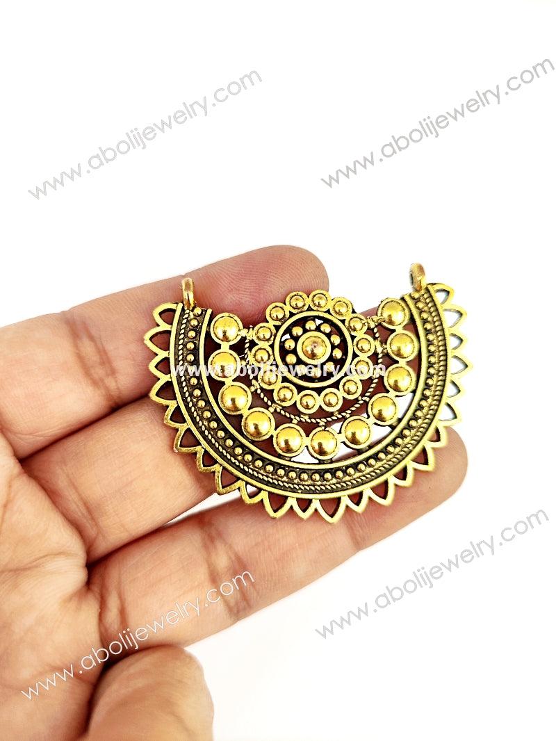 Pendants for necklace making