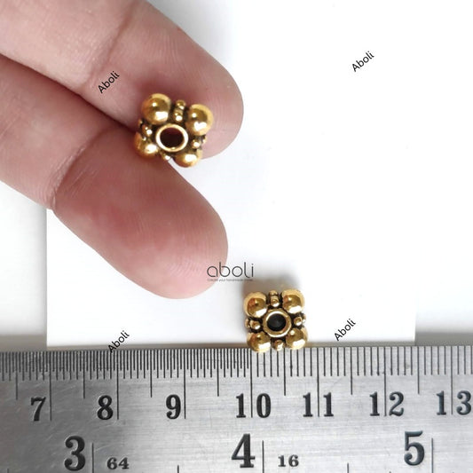 Golden floral spacer beads DSB04 2 beads