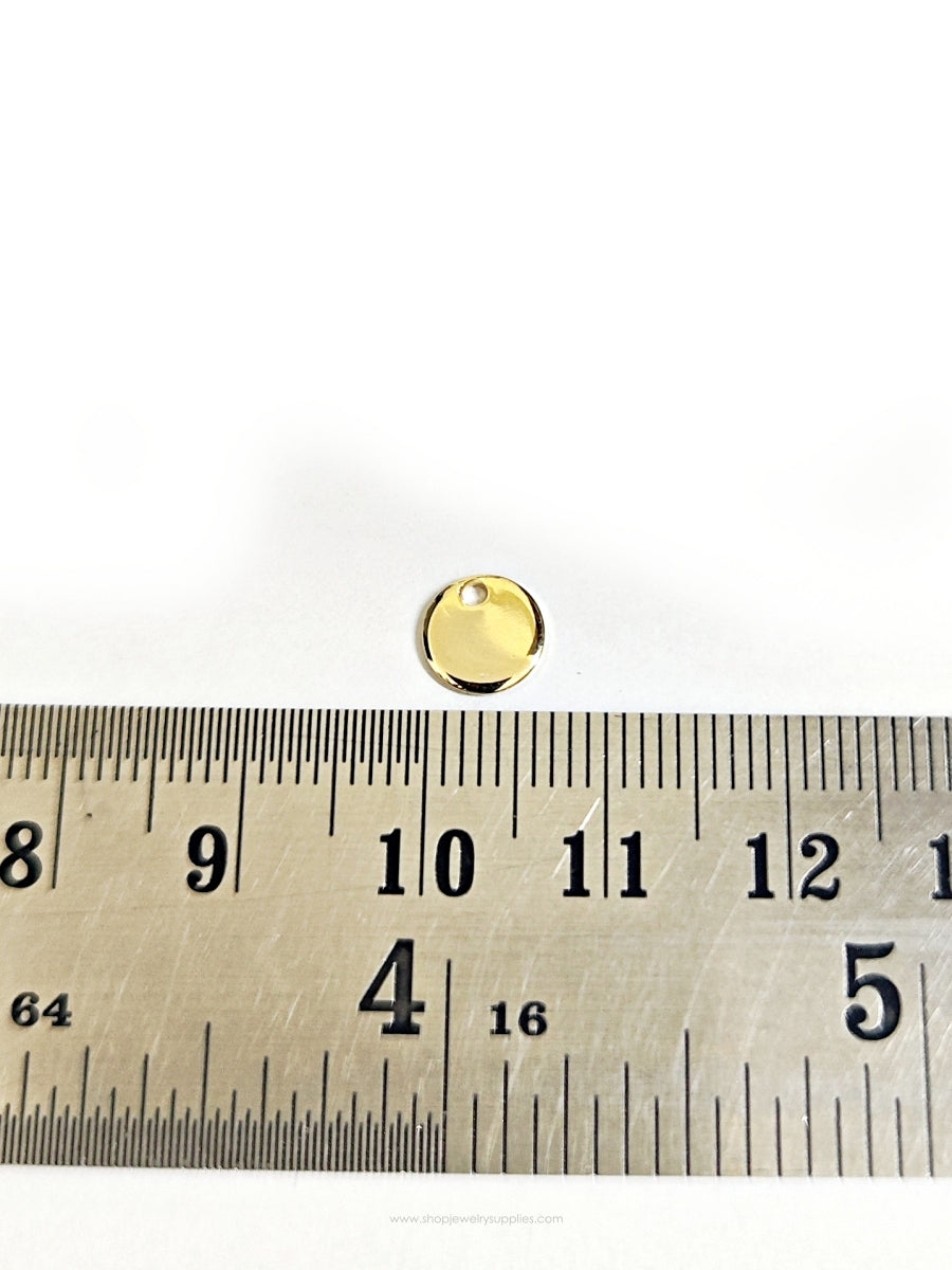 Personalized hand stamped initial disc 7 mm 304 stainless steel round stamping disc 18 k gold plated anti tarnish INISTAMPG7 1 stamped pendant