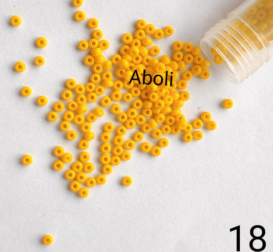 11/0 Preciosa Rocaille Seed Beads No.18