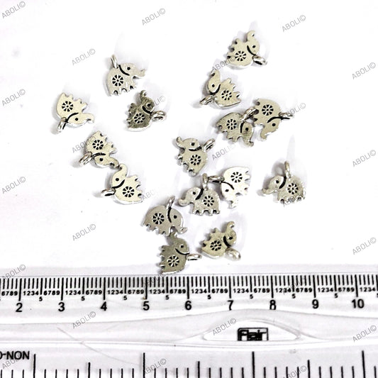 Silver elephant charms cute small elephant dangles CHMS137 10 gm