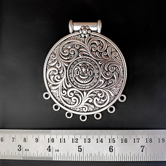 Oxidised silver big round pendant SP203