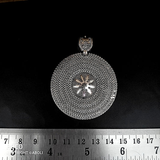 Oxidised silver circle pendant SP285