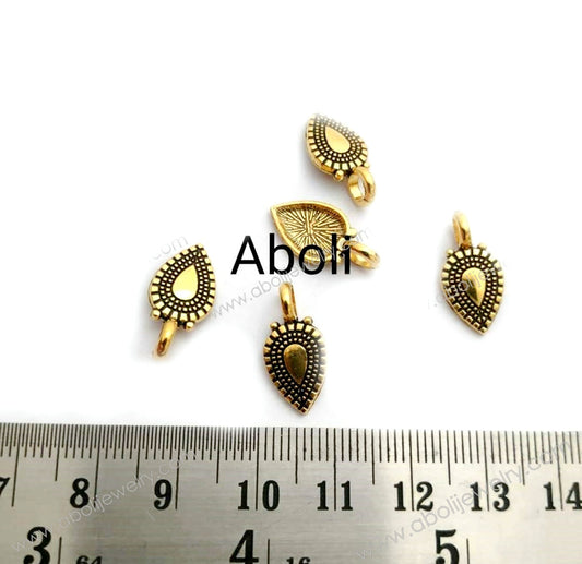 Golden leaf Charm leaf shaped dangle charms CHMG46 5 charms