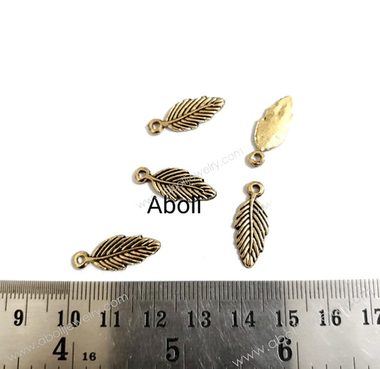 Golden leaf Charm CHMG60 5 charms