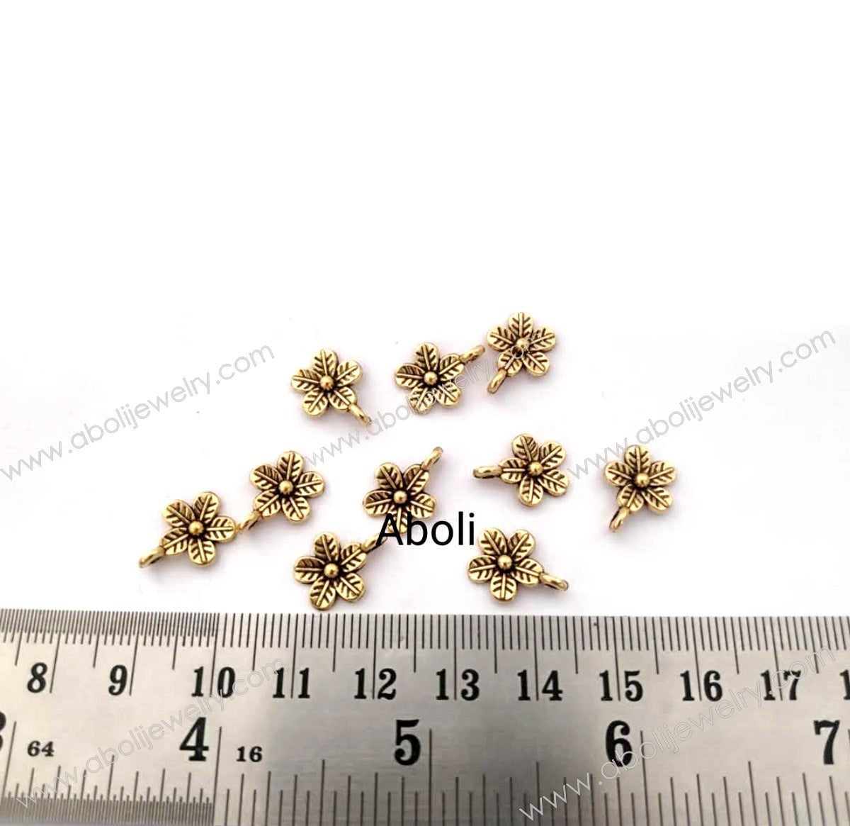Golden flower Charm floral charms CHMG73 10 charms