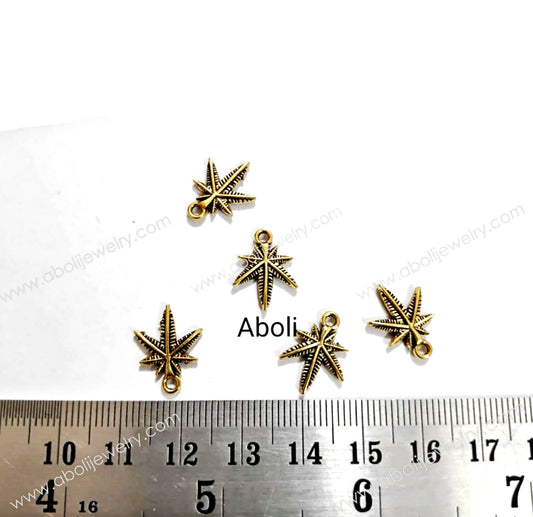 Golden maple leaf Charm maple leaves nature tree outdoor CHMG89 5 charms