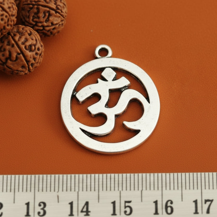 Silver Om in circle Charm AUM charm CHMS32