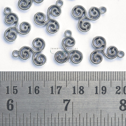 Silver Triskelion charm silver spiral charm CHMS169 5 charms