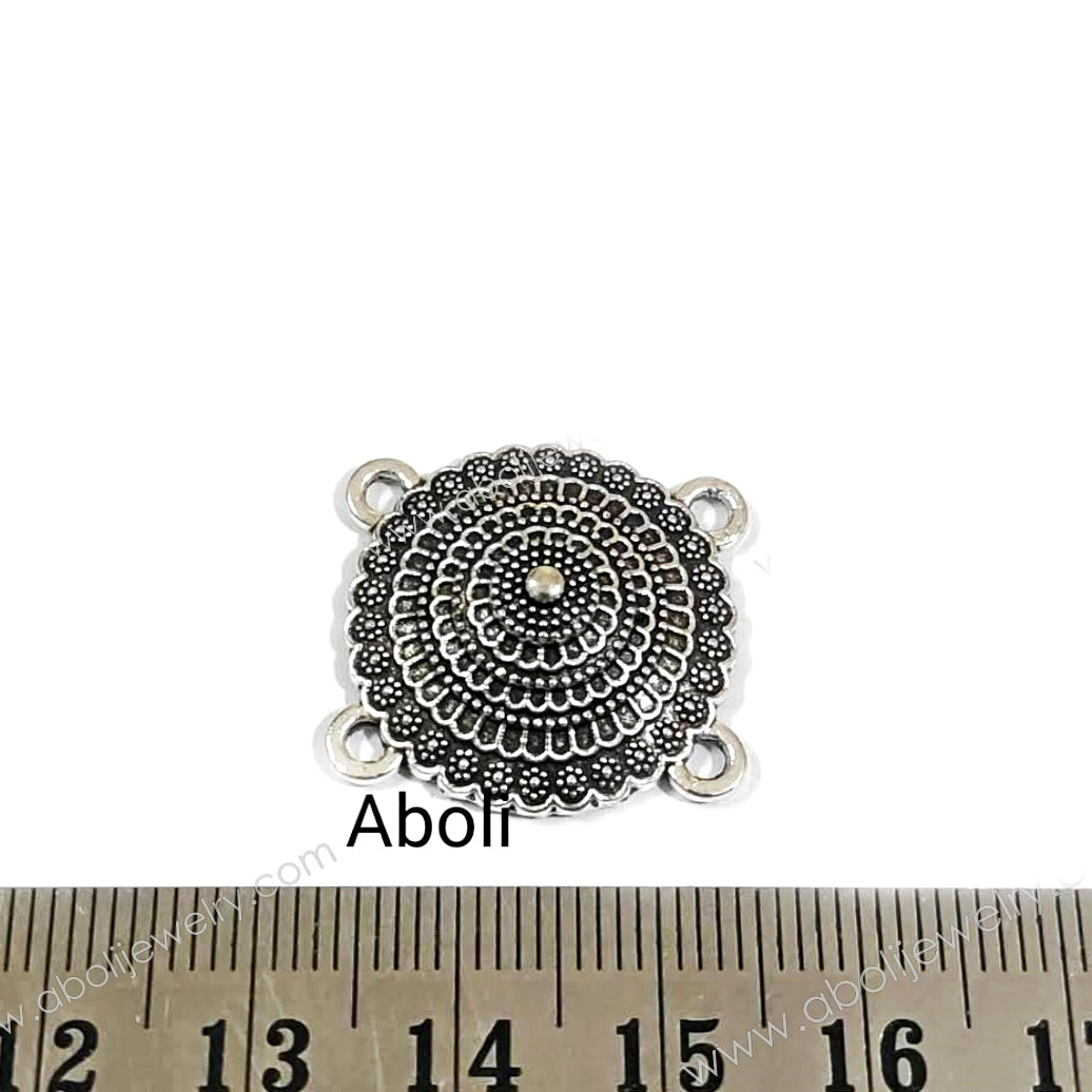 Silver conical circle connector four way Charm CHMS90 1 charm