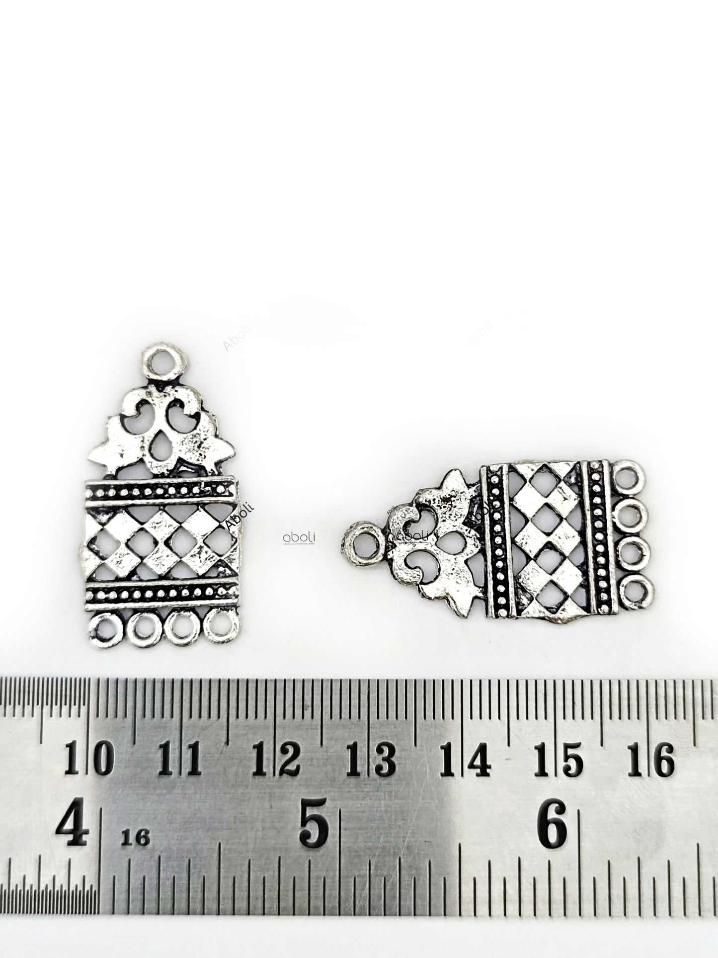 Silver four loops lace pattern charm fabric earrings components CHMS116 1 charm