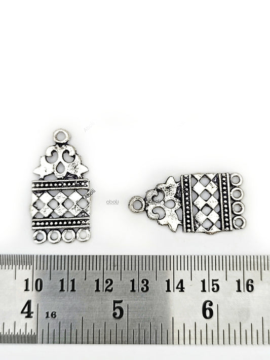 Silver four loops lace pattern charm fabric earrings components CHMS116 1 charm