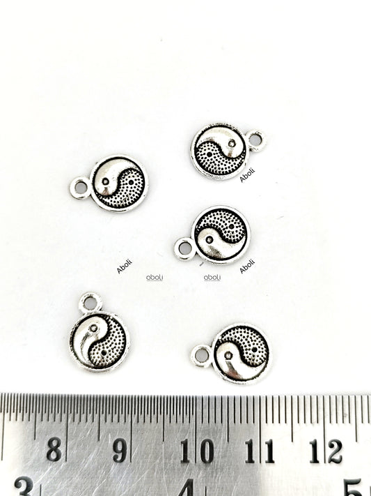 Silver Yin Yang charm circle charms double sided bracelet charms CHMS121 5 charms