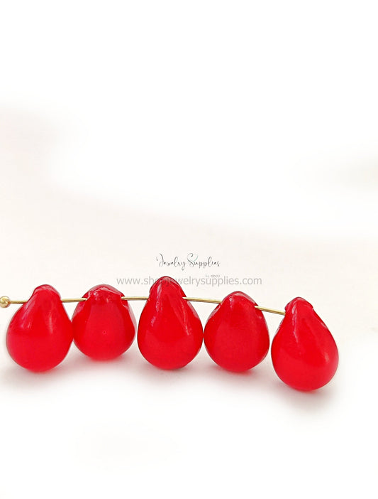 Translucent red drop glass beads drop shaped beads DGBSD30 , 15x11x9 mm 2 beads