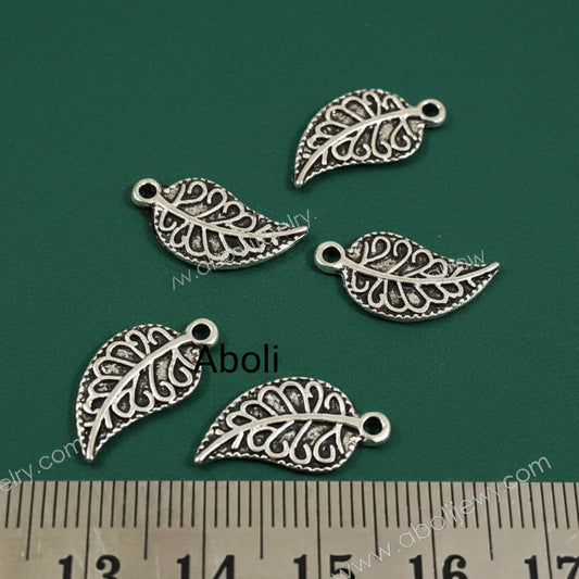 Silver leaves Charm CHMS85 5 charms