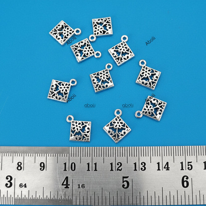 Silver puffy kite shape charm square filigree charms CHMS98 10 charms