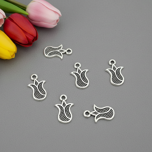 Silver tulip buds charm double sided flower bud charms tulips charms CHMS134 5 charms