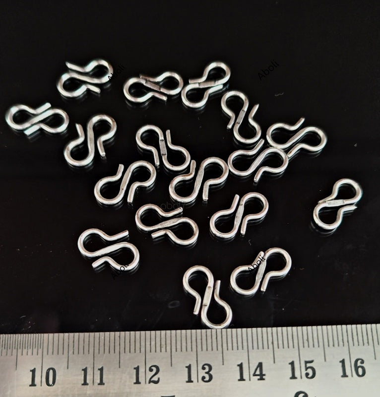 Tarnish resistant brass silver S hook SHS04