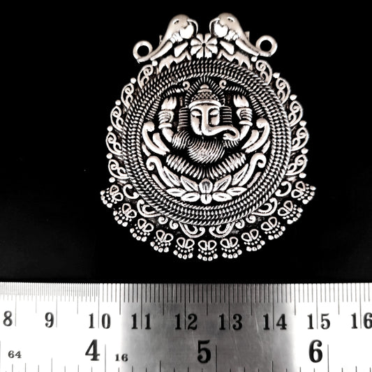German silver Oxidized pendant Ganesha lotus motif SP303
