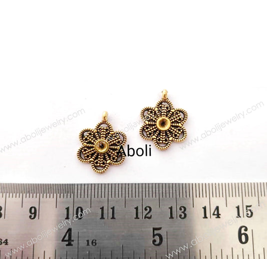 Golden flower Charm filigree dangle CHMG98 2 charms