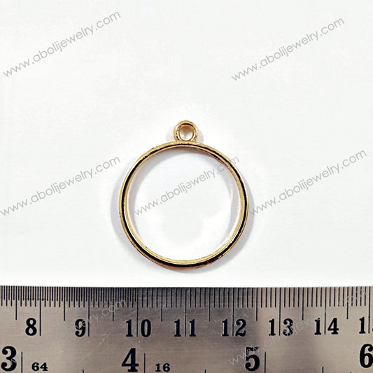 Golden round resin bezel pendant RZBR12